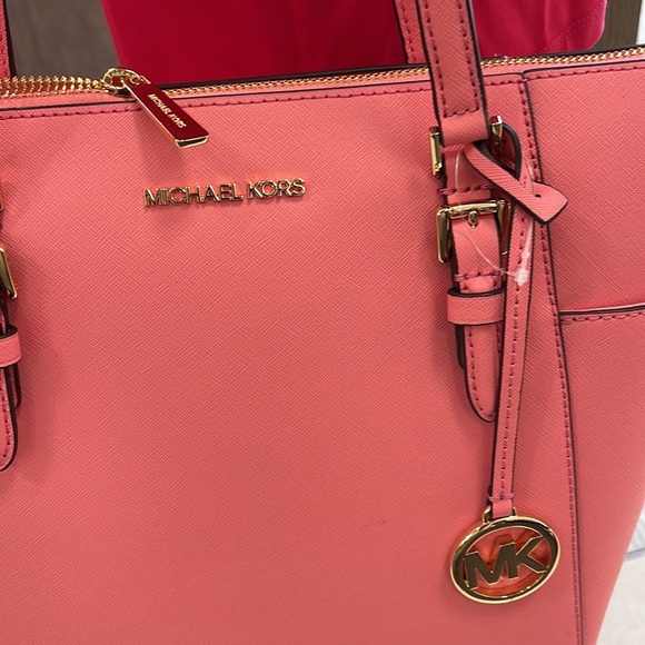 MICHAEL KORS Charlotte Large Leather Top-Zip Tote
Tea Rose - Picture 4 of 16